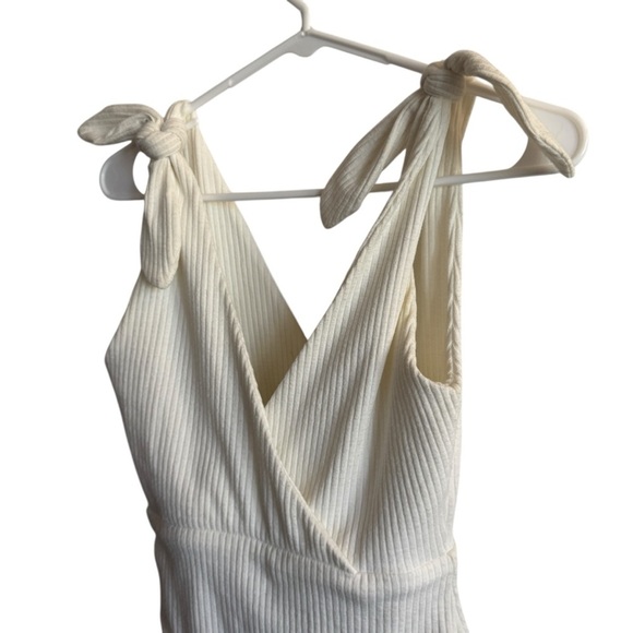 SNDYS Revolve Karla Bodysuit, White, Size XS - Picture 7 of 11